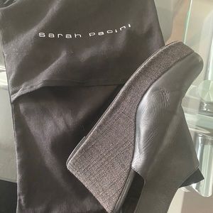 Sarah Pacini wedge